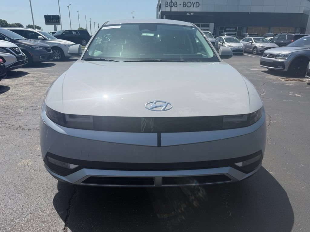 Used 2024 Hyundai Ioniq 5 SEL AWD/4WD image 2