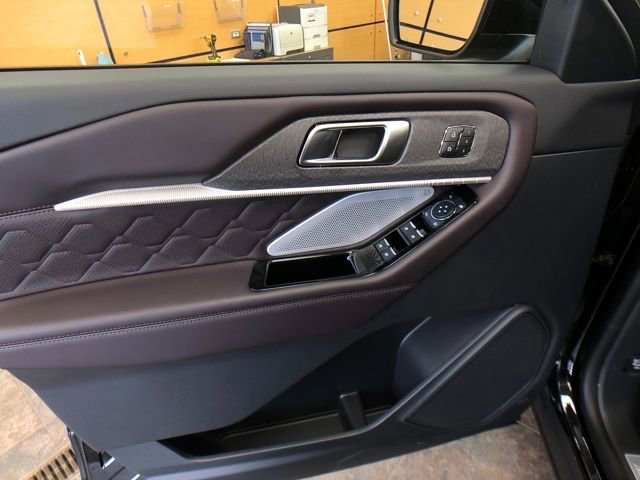 New 2026 Ford Explorer Platinum image 12