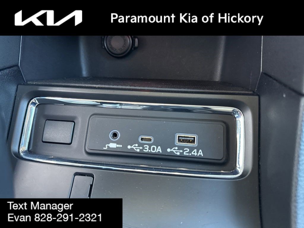 Used 2023 Subaru Ascent Premium w/ Convenience Package image 27