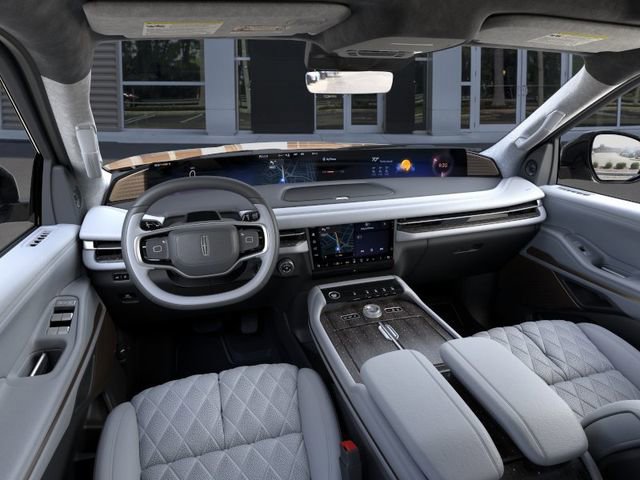 New 2026 Lincoln Navigator Black Label AWD/4WD image 9