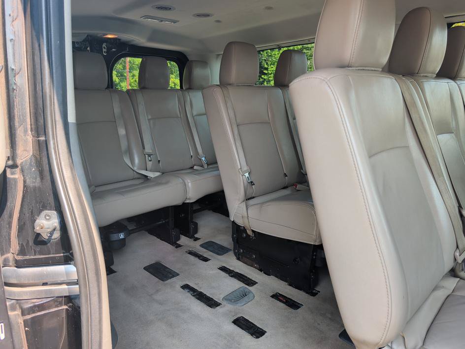 Used 2013 Nissan NV 3500 SL w/ Technology Pkg RWD image 14