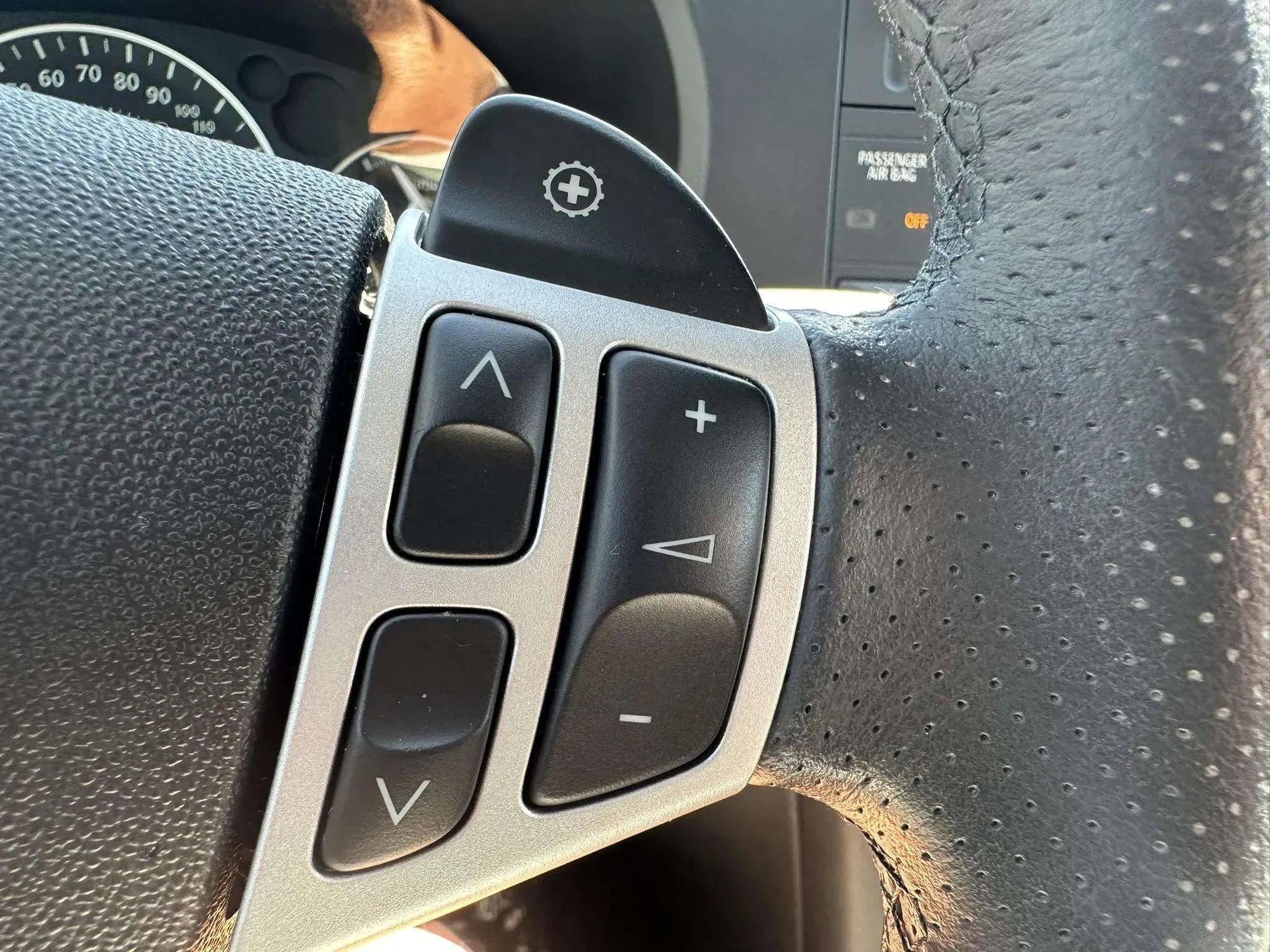 Used 2011 Saab 9-3 Aero image 29