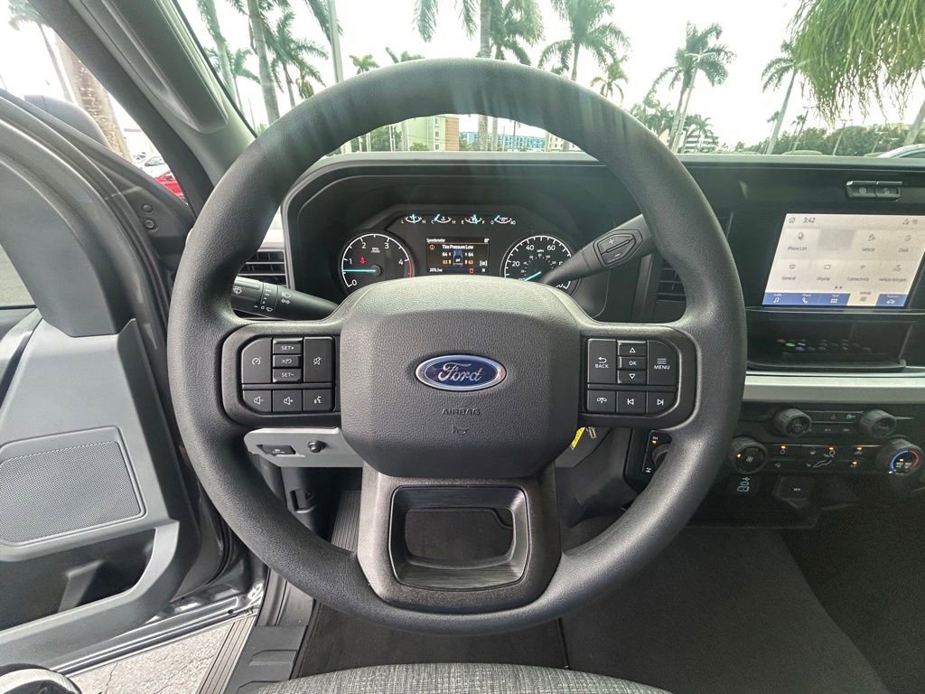 Used 2025 Ford F350 XLT w/ FX4 Off-Road Package image 26