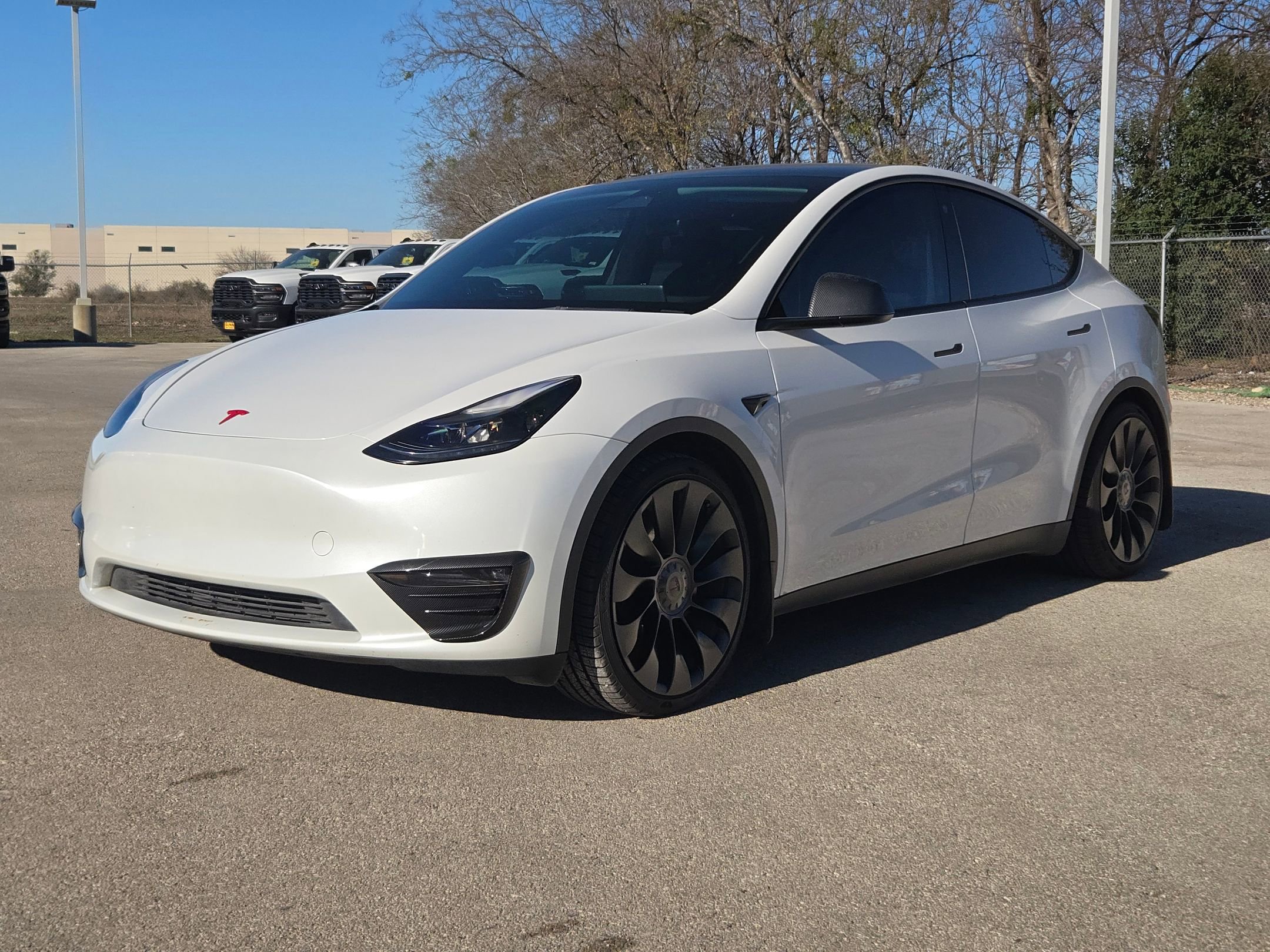 Used 2023 Tesla Model Y Performance image 7