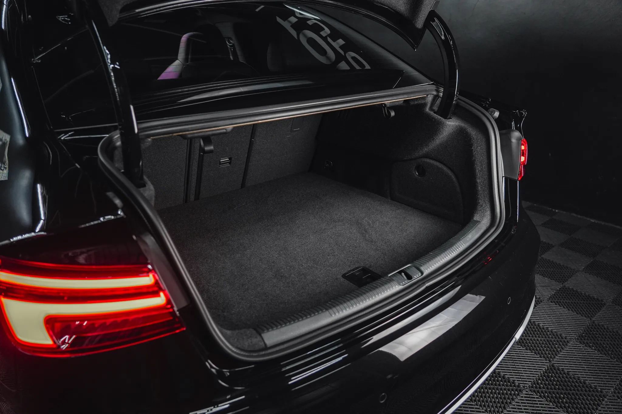 Used 2020 Audi RS 3 w/ Navigation Package image 68