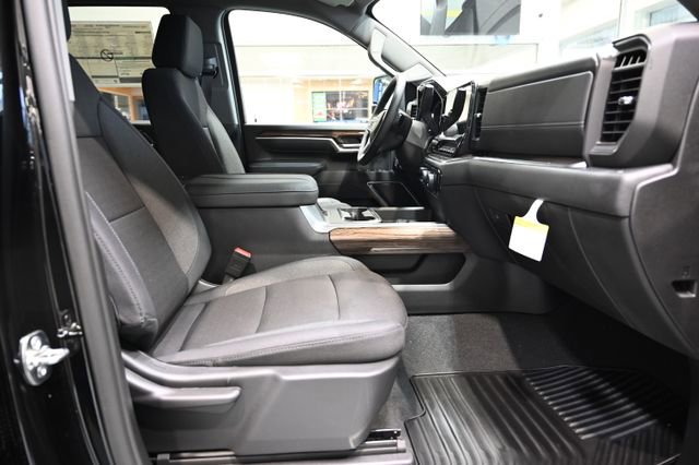 New 2026 Chevrolet Silverado 2500 LT image 11
