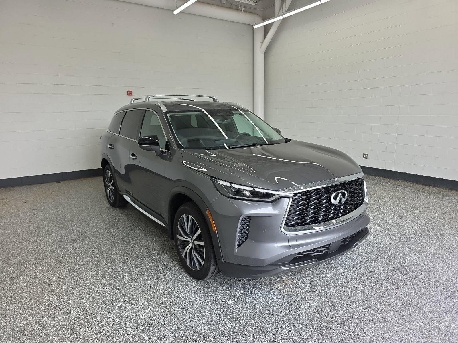 Certified 2023 INFINITI QX60 Sensory w/ Vision Package FWD image 7