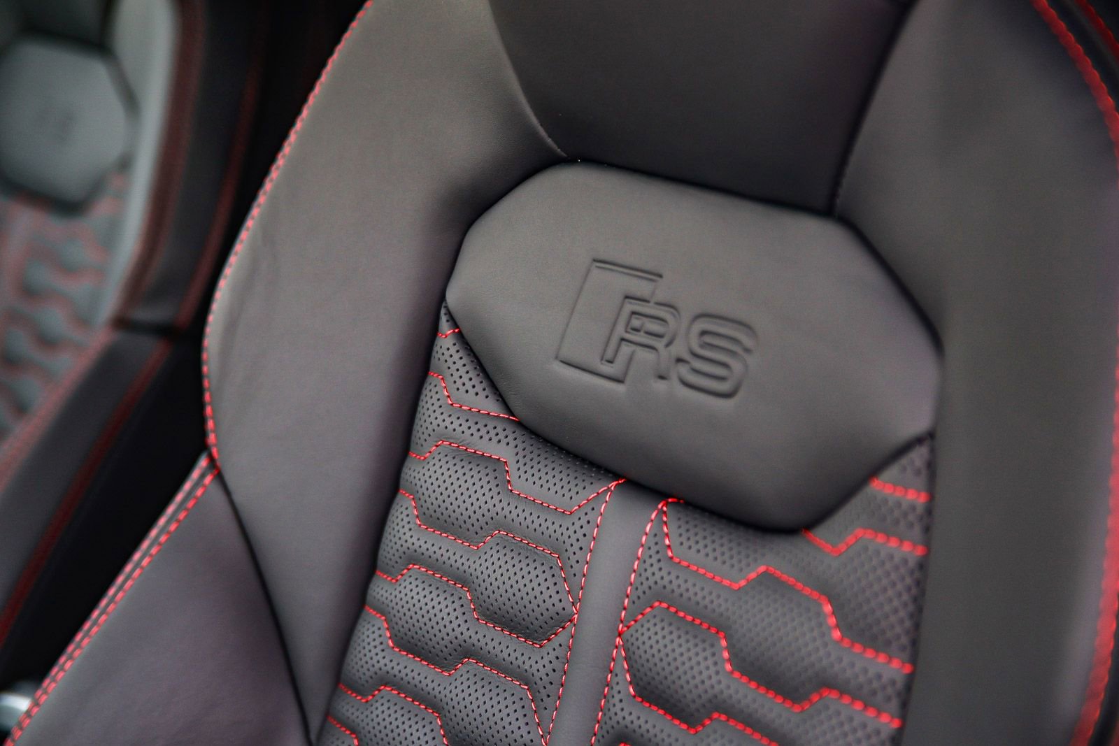 New 2025 Audi RS Q8 performance AWD/4WD image 27