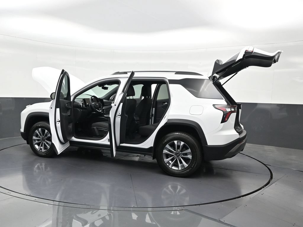 Used 2025 Chevrolet Equinox LT w/ Safety and Technology Package FWD image 38