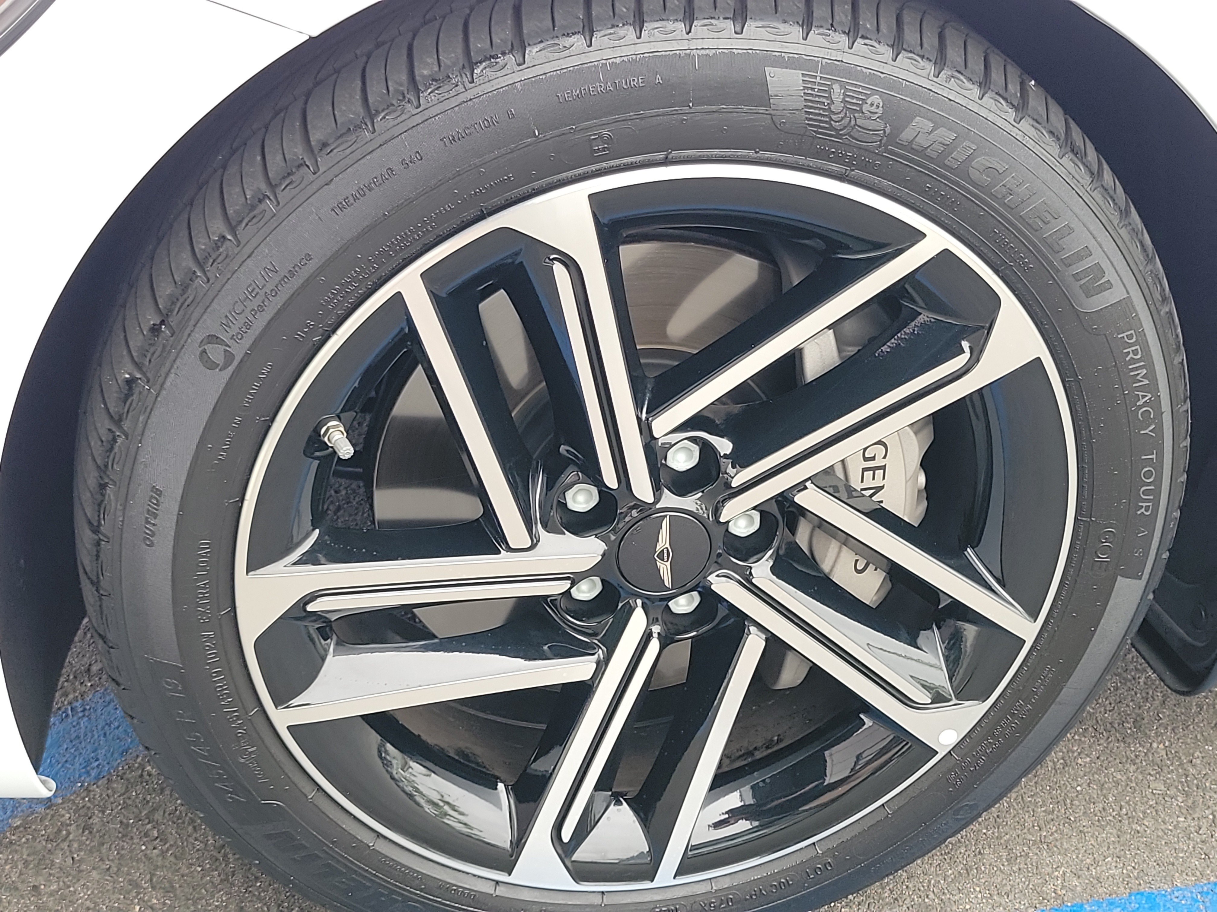 Certified 2026 Genesis G80 2.5T Advanced AWD/4WD image 7