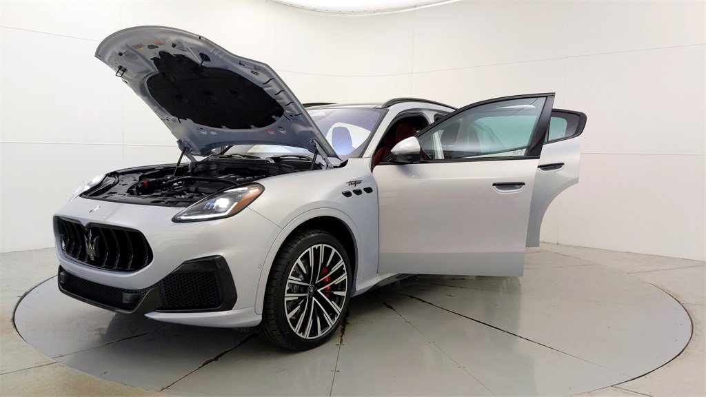 New 2024 Maserati Grecale Trofeo image 12