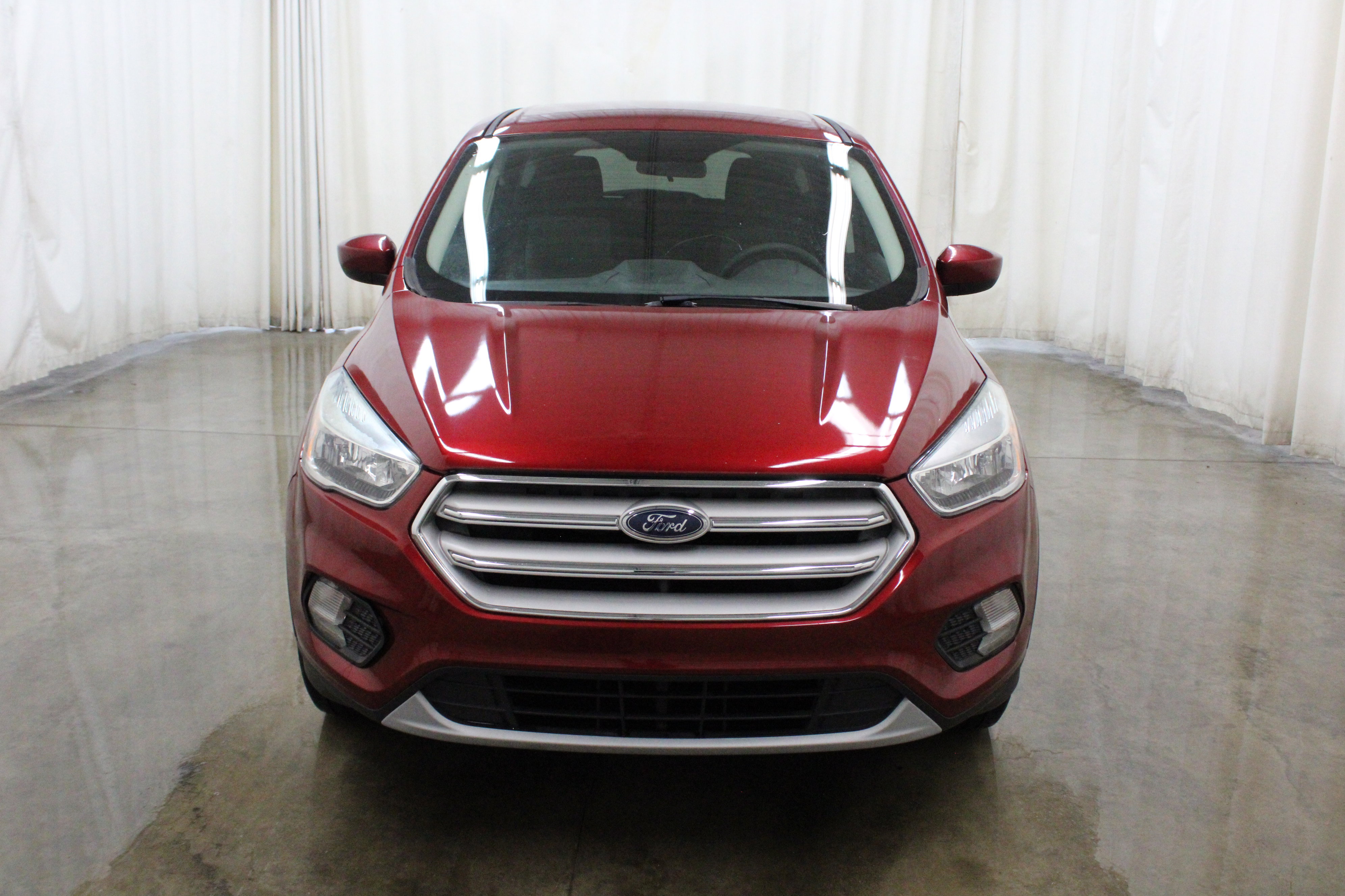 Used 2019 Ford Escape SE image 6
