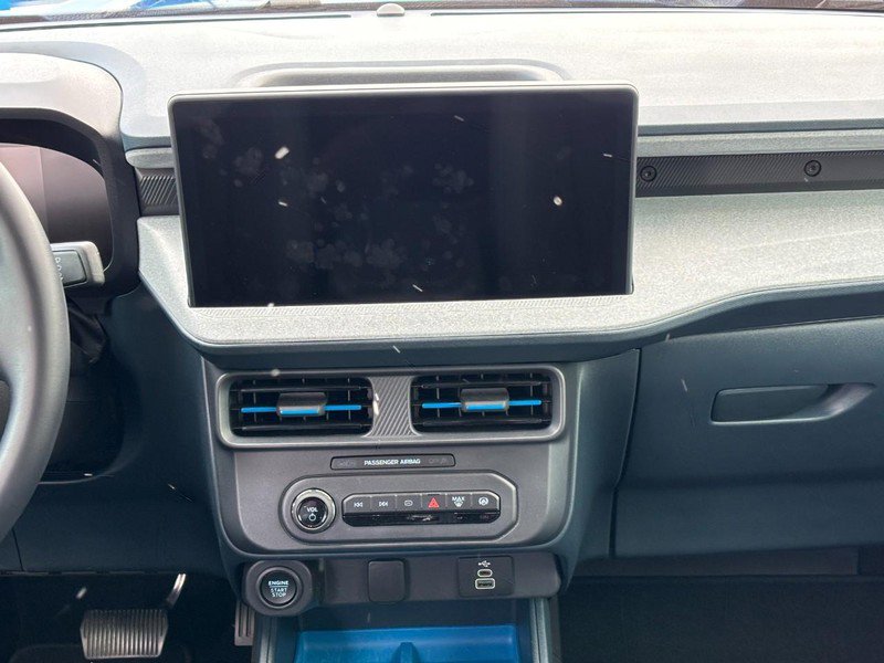 Used 2025 Ford Maverick XLT w/ XLT Luxury Package image 13