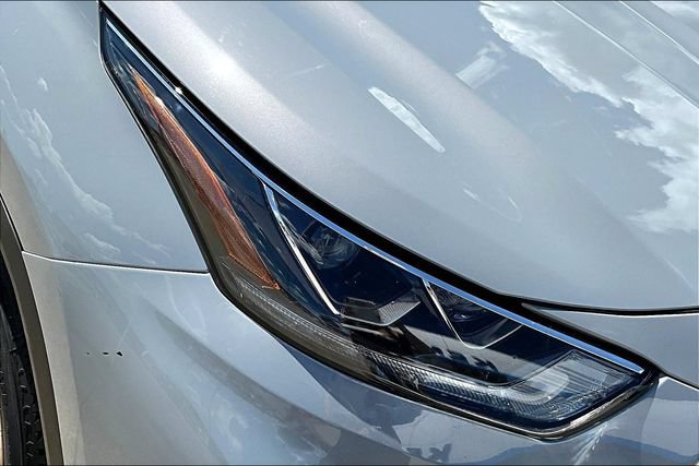 Used 2022 Toyota Highlander Bronze Edition AWD/4WD image 33