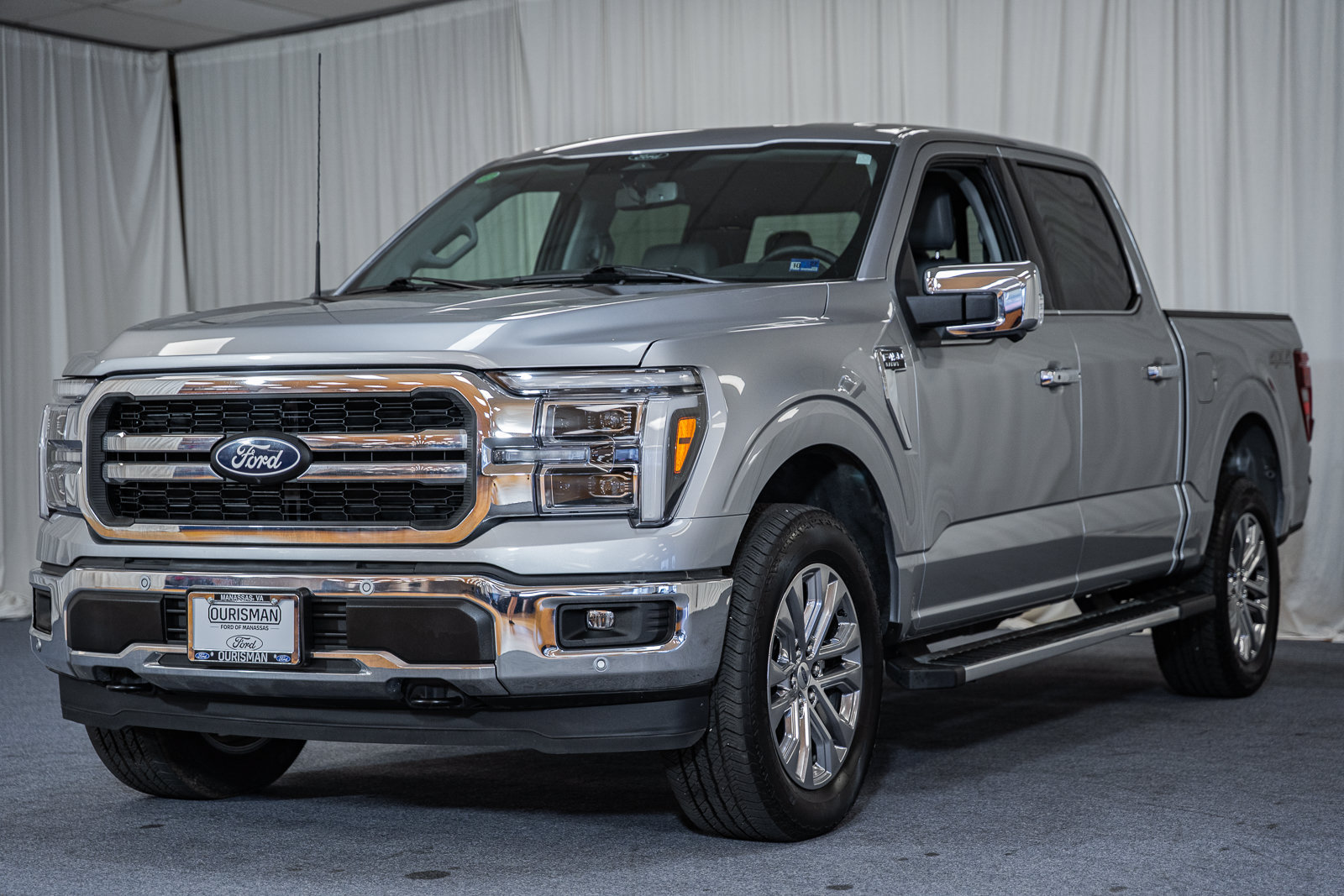Certified 2025 Ford F150 Lariat w/ Bed Utility Package AWD/4WD image 3