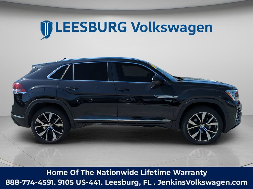 New 2025 Volkswagen Atlas Cross Sport SEL Premium R-Line AWD/4WD image 3