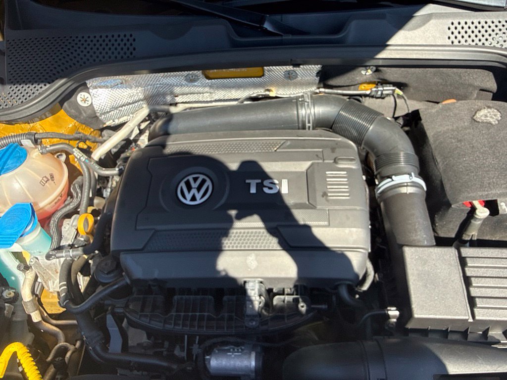 Used 2017 Volkswagen Beetle 1.8T Dune FWD image 33