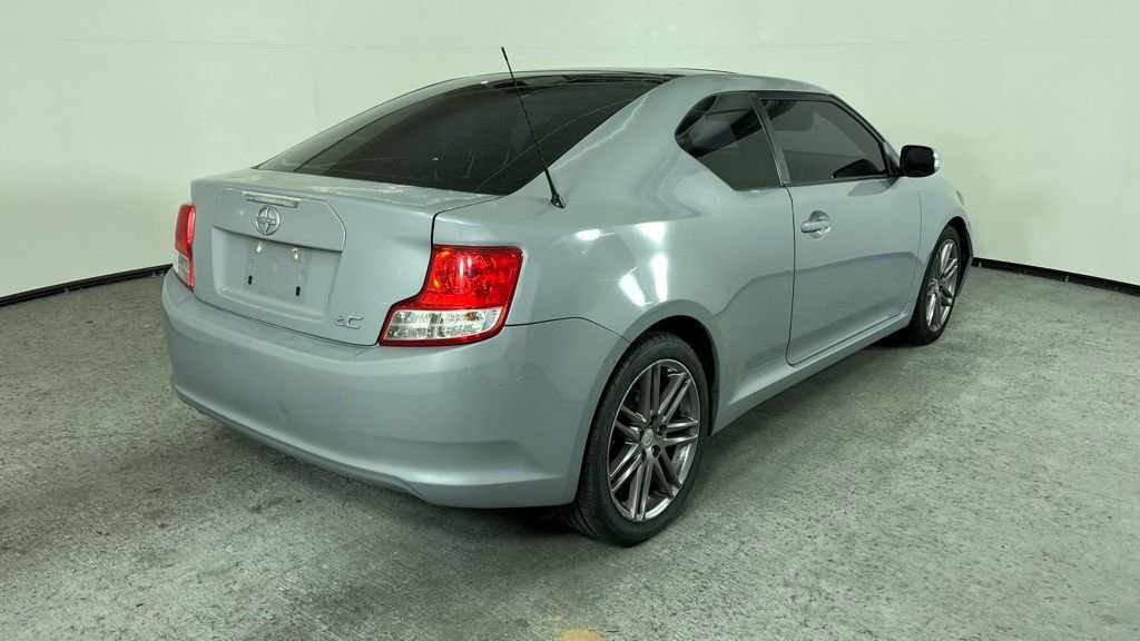 Used 2013 Scion tC image 3
