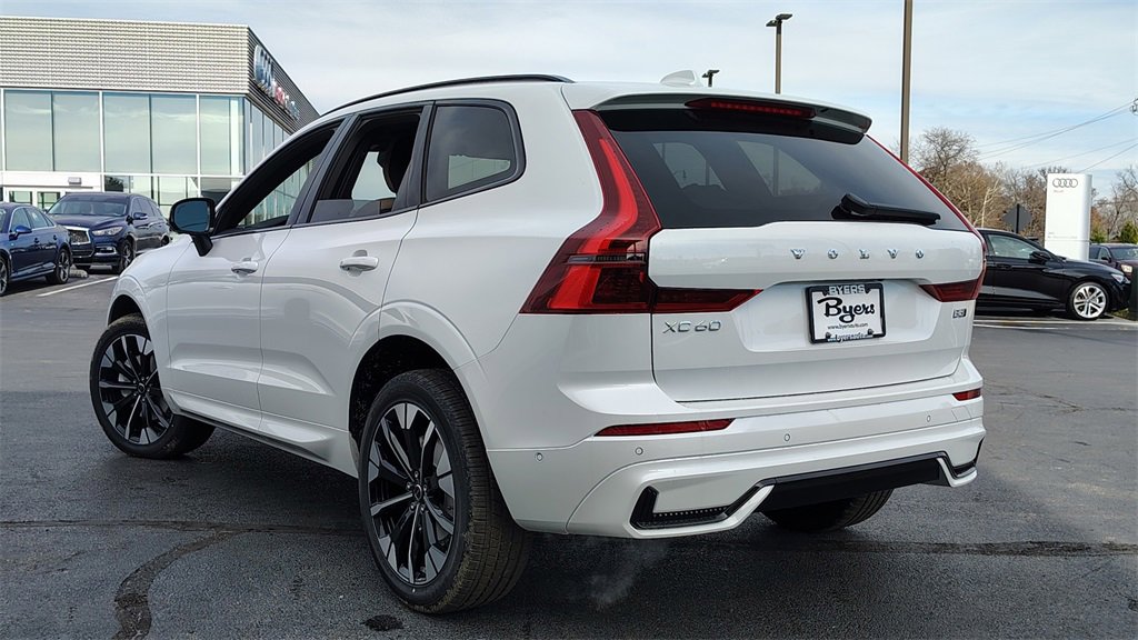 New 2026 Volvo XC60 B5 Plus w/ Climate Package image 4