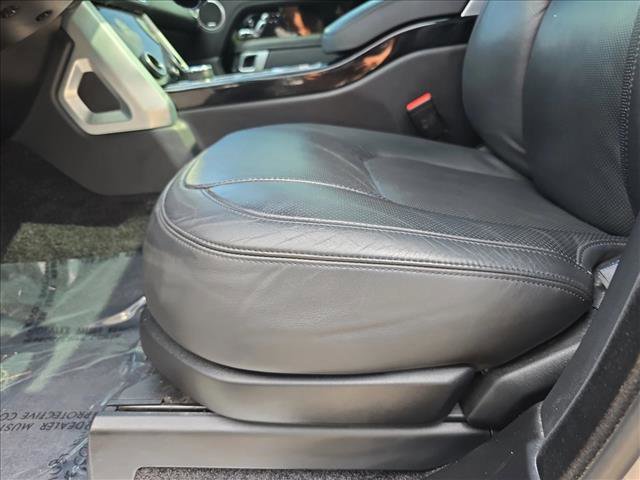 Used 2021 Land Rover Range Rover HSE image 29