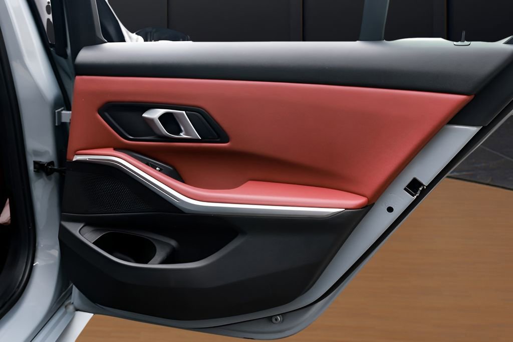 Used 2025 BMW M340i xDrive w/ Shadowloine Package image 25