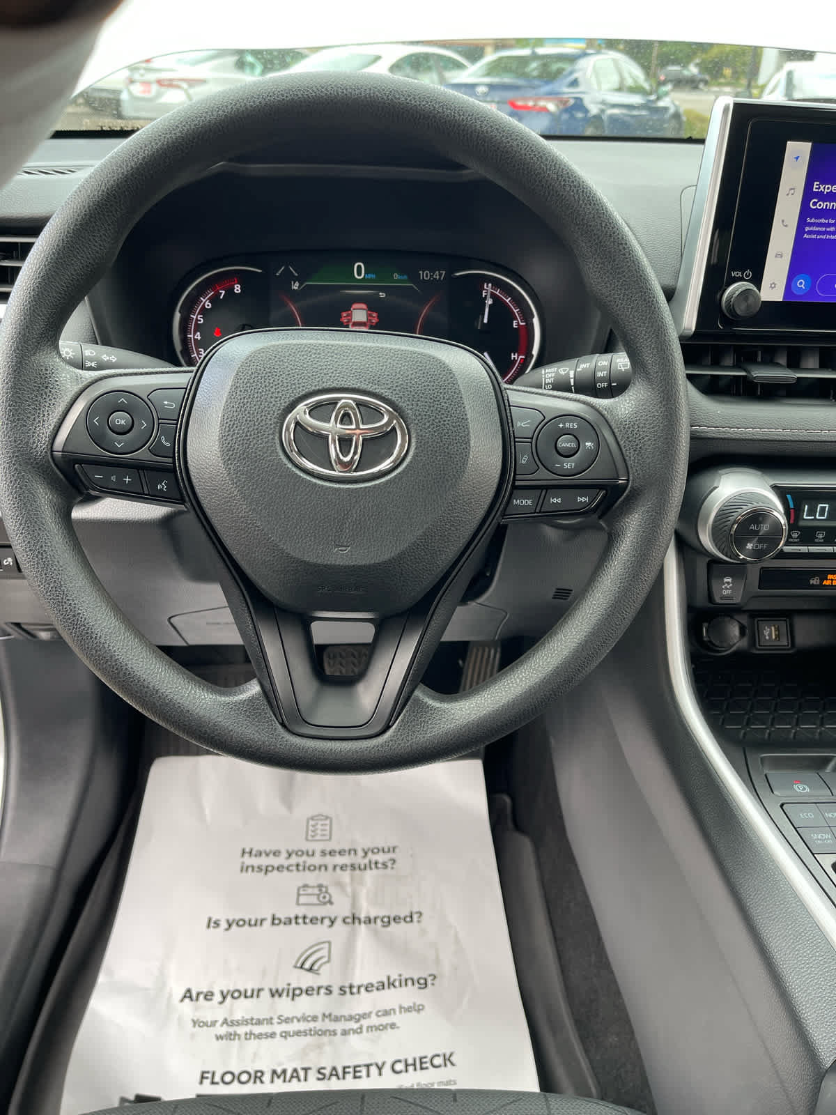 Used 2023 Toyota RAV4 XLE AWD/4WD image 41