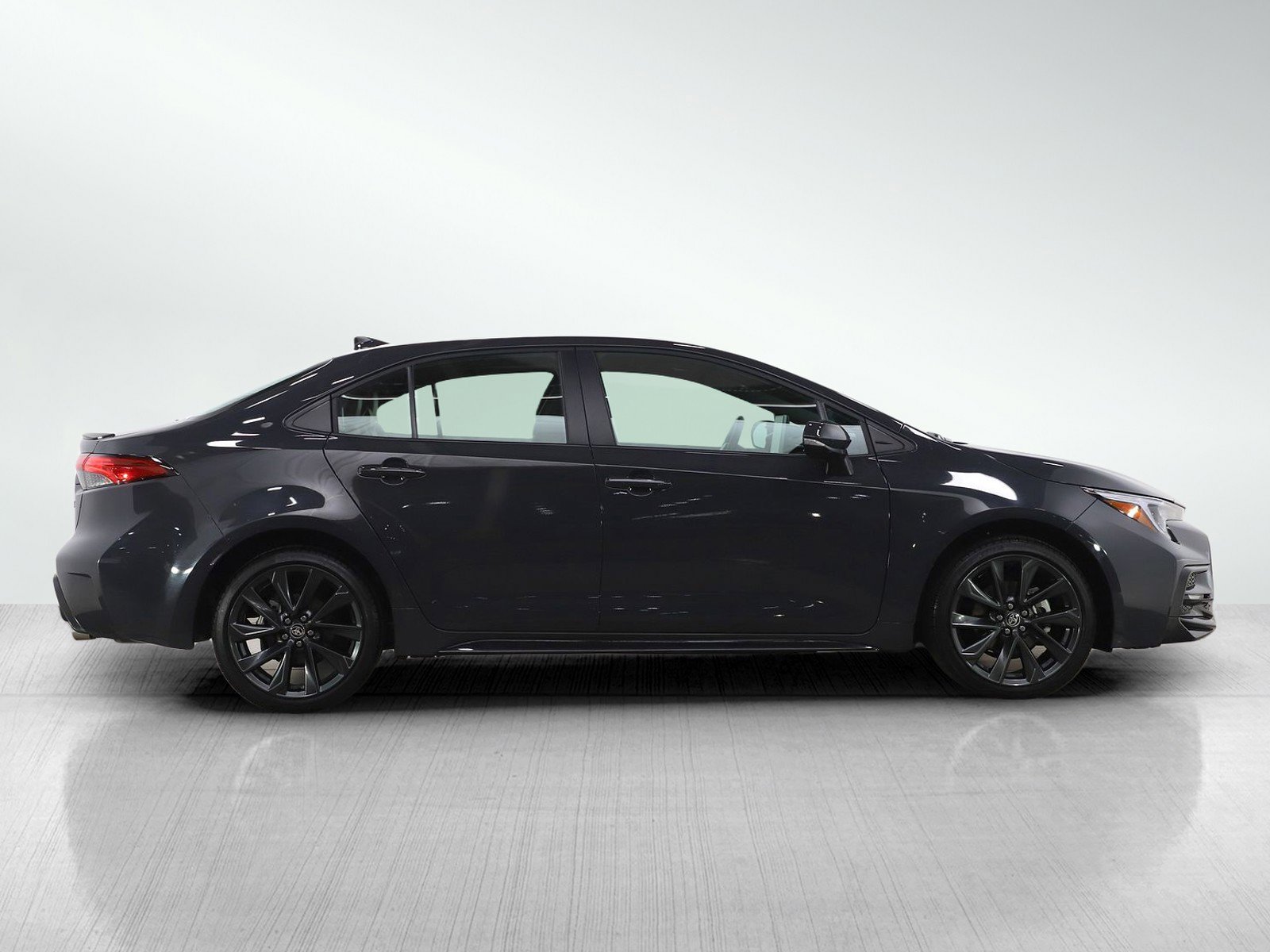 Used 2026 Toyota Corolla XSE FWD image 6