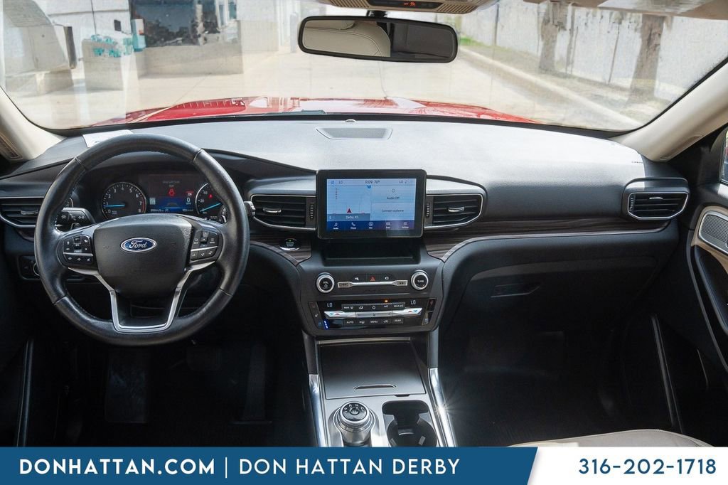 Used 2020 Ford Explorer Limited w/ Class III Trailer Tow Package image 4