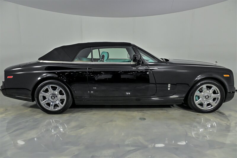 Used 2013 Rolls-Royce Phantom Drophead Coupe RWD image 14