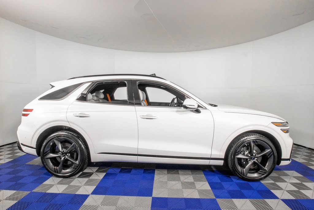 Used 2026 Genesis GV70 3.5T Sport Prestige image 4