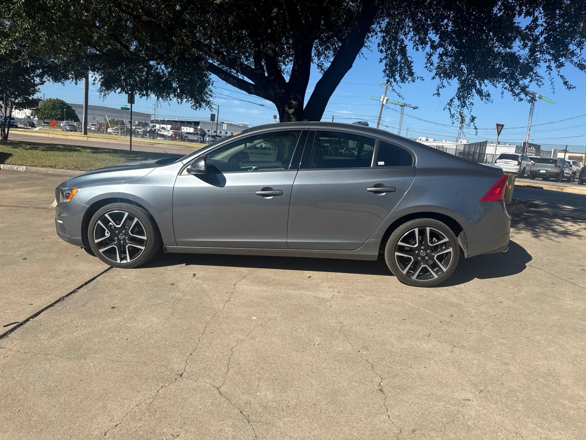 Used 2018 Volvo S60 T5 Dynamic w/ Vision Package FWD image 8