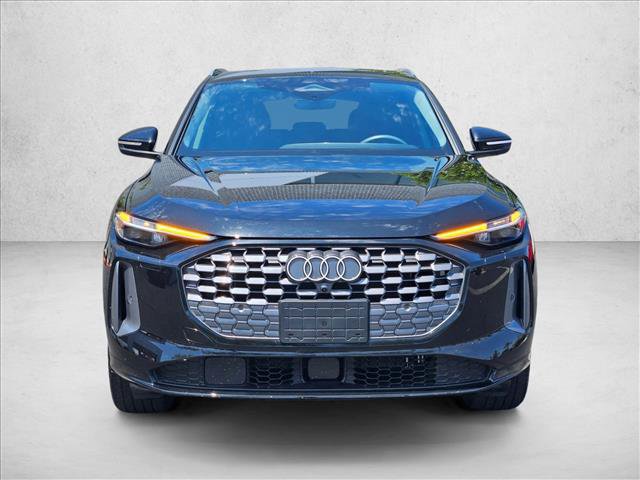Used 2025 Audi Q5 Premium AWD/4WD image 2