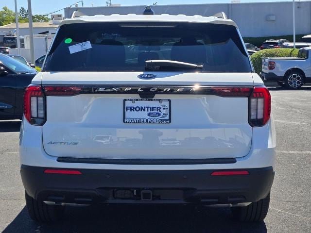 New 2026 Ford Explorer Active RWD image 32