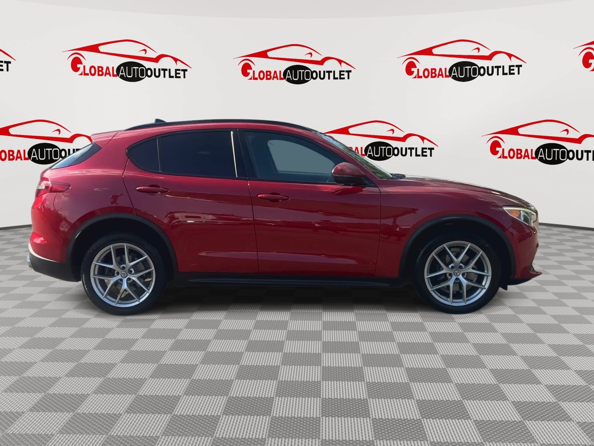 Used 2018 Alfa Romeo Stelvio Ti Sport AWD/4WD image 9