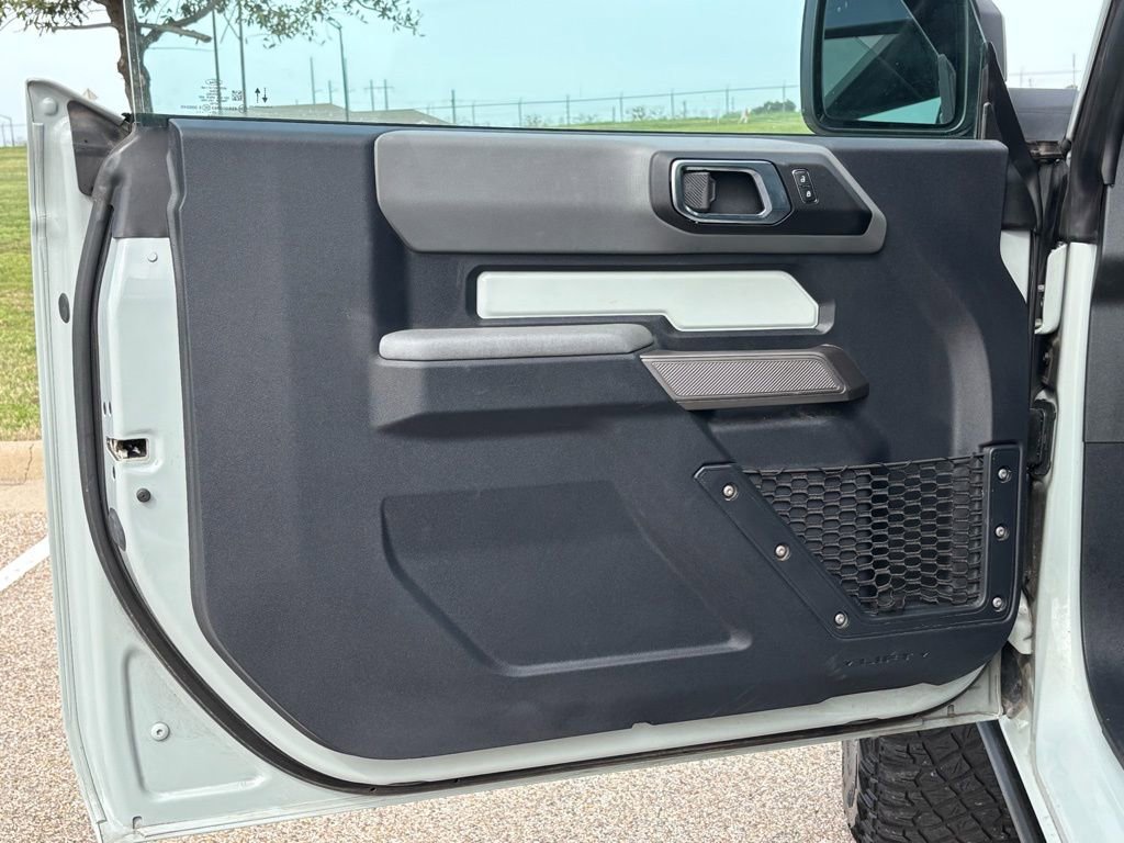 Used 2022 Ford Bronco Black Diamond w/ Sasquatch Package image 25