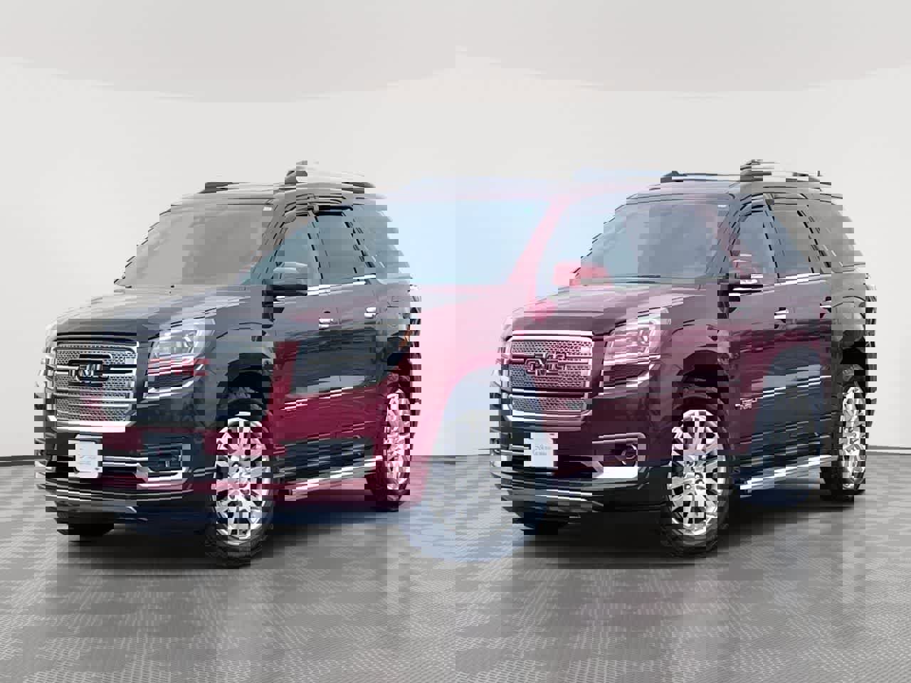 Used 2015 GMC Acadia Denali image 1