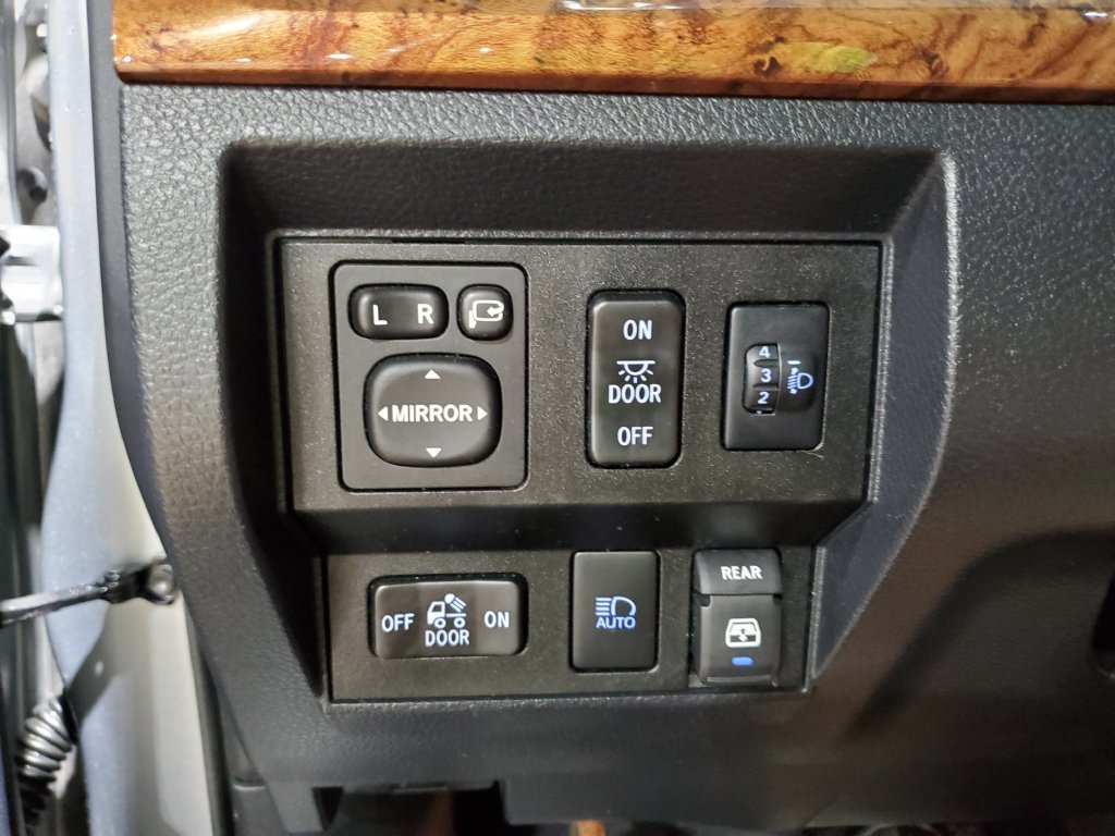 Used 2019 Toyota Tundra 1794 Edition AWD/4WD image 38