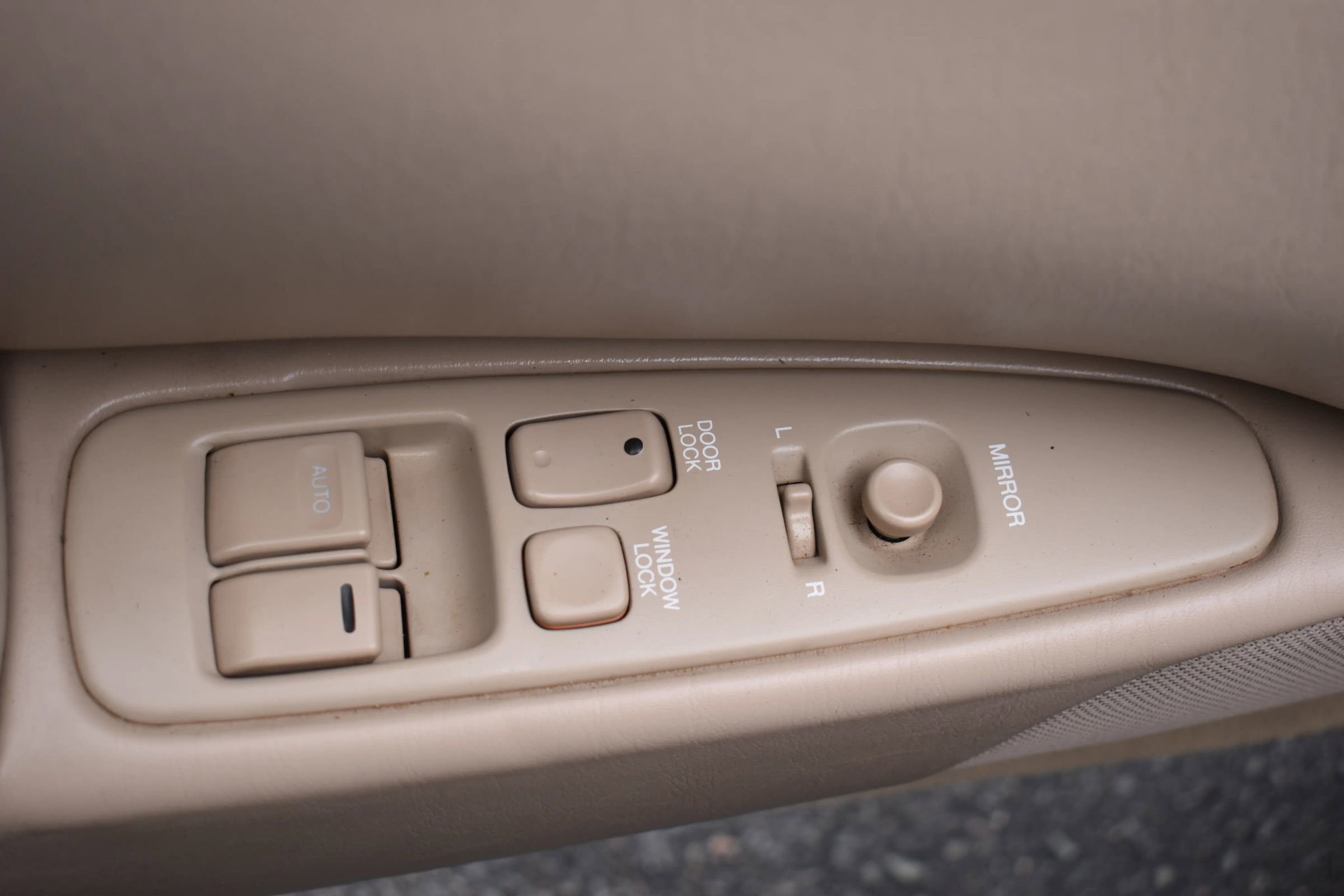 Used 1993 Lexus SC 400 Coupe image 36