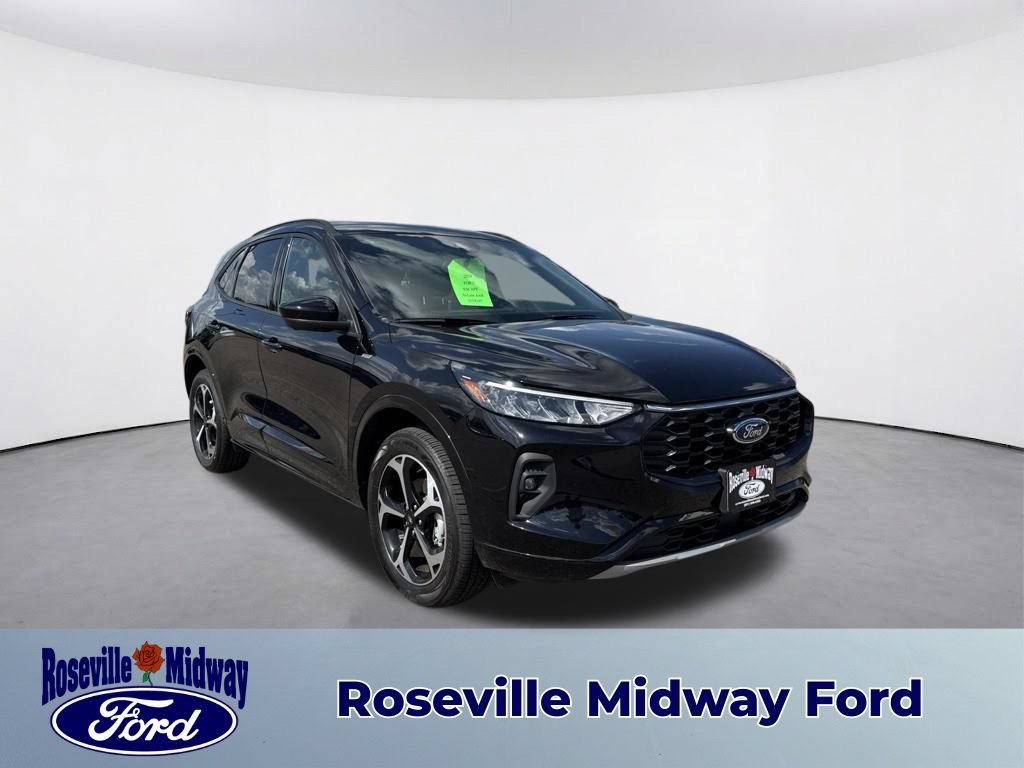 Used 2024 Ford Escape ST-Line Select w/ Tech Pack #2 AWD/4WD image 1