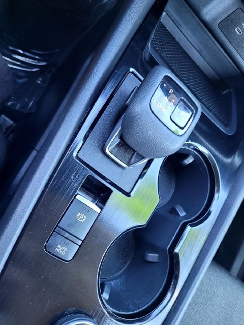 Used 2025 Nissan Rogue SV AWD/4WD image 19
