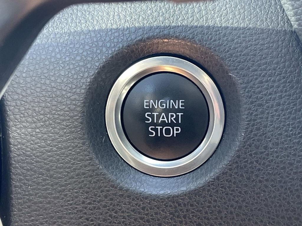 Used 2025 Toyota Corolla XSE image 26