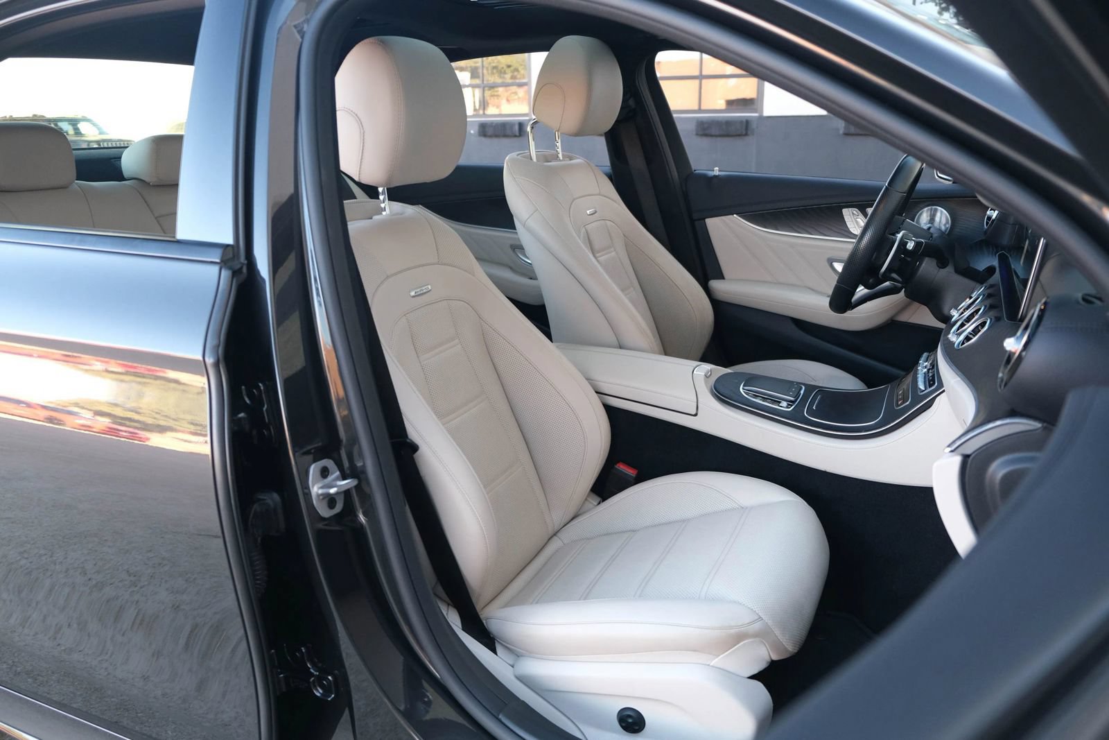 Used 2021 Mercedes-Benz E 53 AMG 4MATIC Sedan w/ Exterior Lighting Package image 33