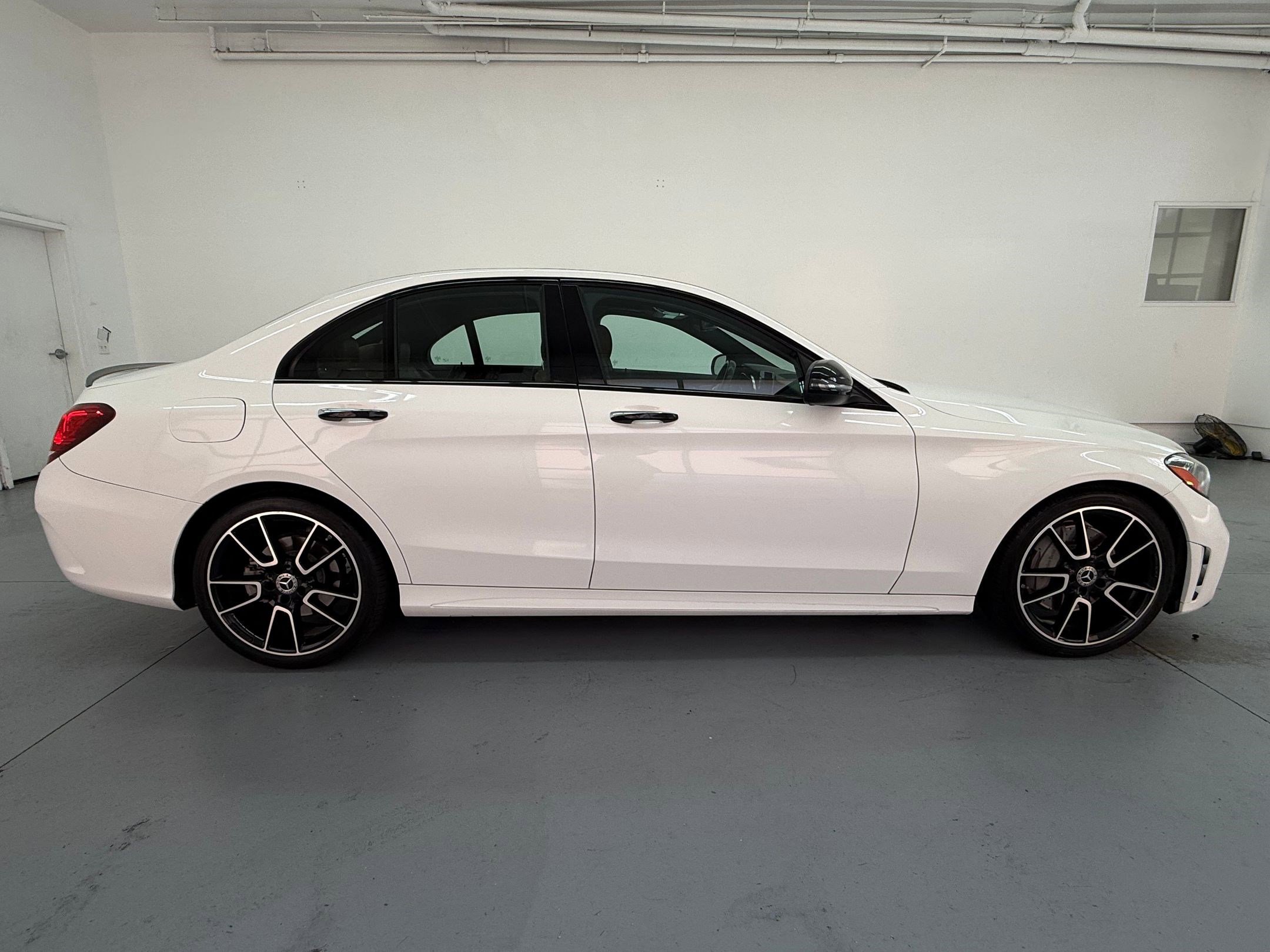 Used 2019 Mercedes-Benz C 300 Sedan image 7