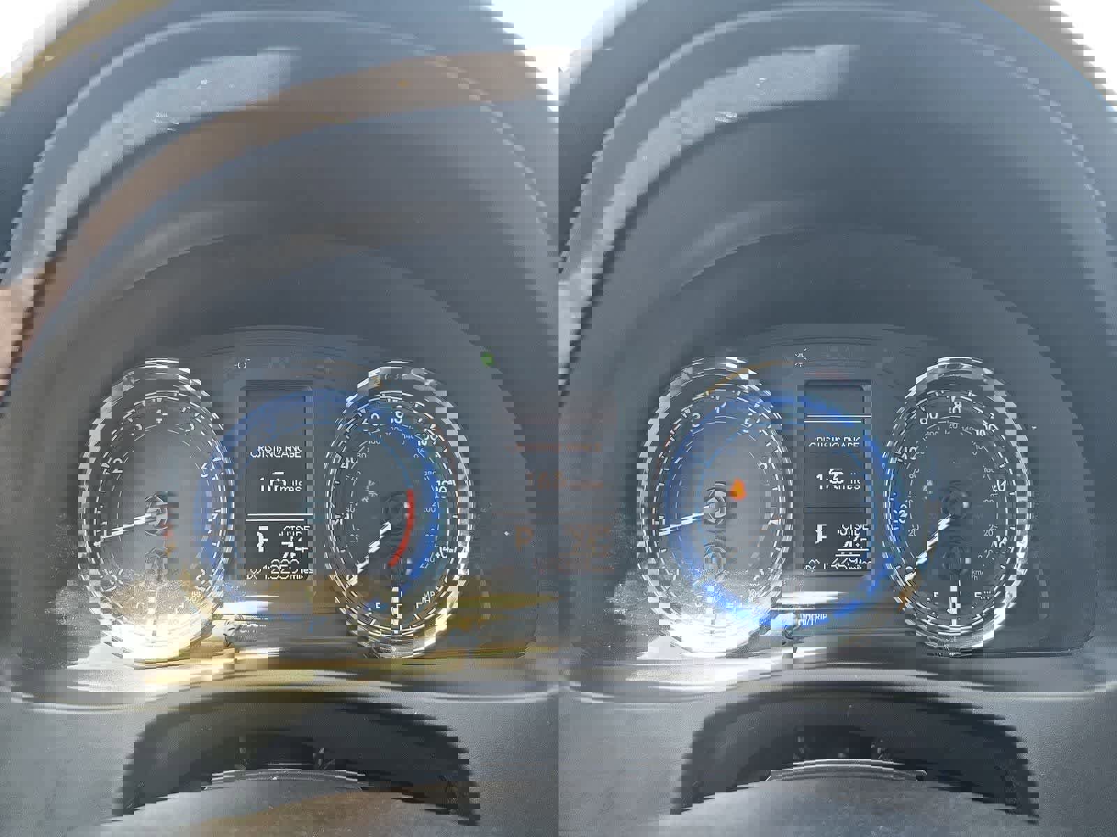 Used 2017 Toyota Corolla LE image 29