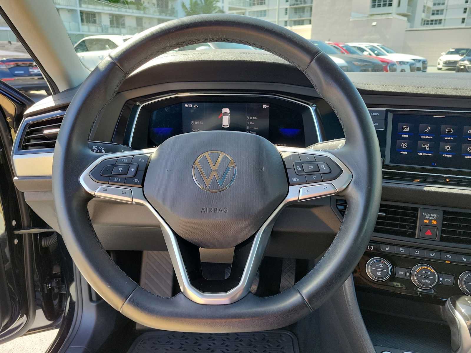 Used 2023 Volkswagen Jetta SE w/ Panoramic Sunroof Package FWD image 20