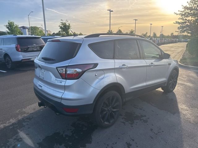 Used 2017 Ford Escape Titanium AWD/4WD image 7