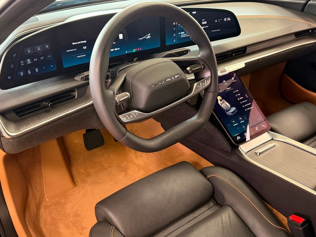 Used 2025 Lucid Air Touring AWD/4WD image 15