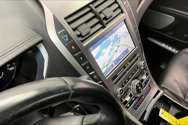 Used 2020 Lincoln MKZ Reserve w/ Luxury Package FWD image 16