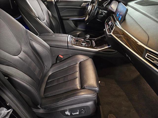 Used 2021 BMW X7 xDrive40i w/ Parking Assistance Package image 22