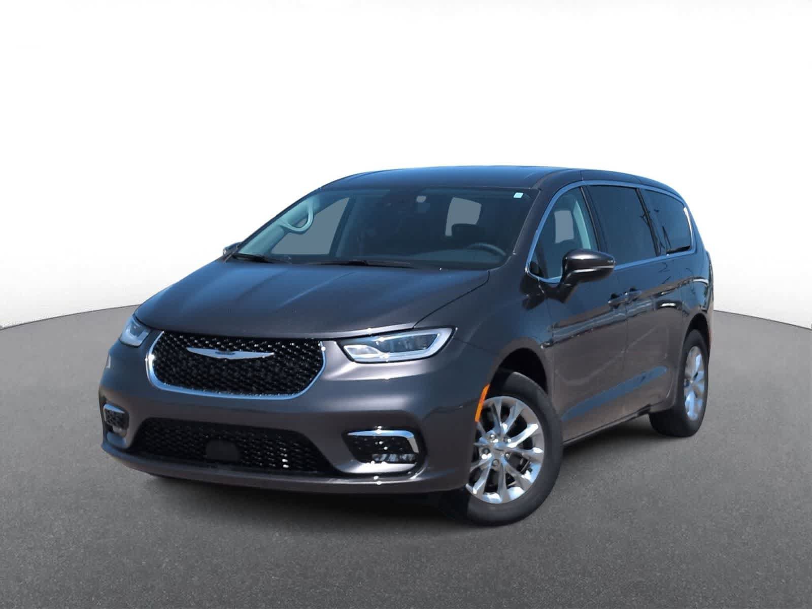 Certified 2023 Chrysler Pacifica Touring-L AWD/4WD image 1